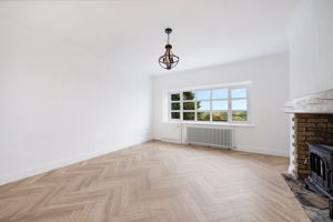 Lounge- click for photo gallery